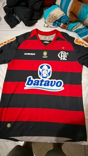 Home do Flamengo de 2009/2010 fabricado pela Olympikus