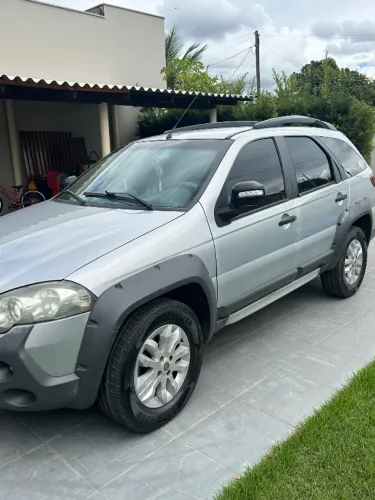 Fiat Palio Weekend Adventure Locker 1.8 Flex 2013