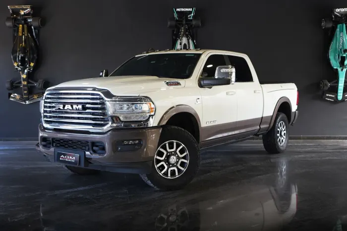 Ram 3500 Limited Longhorn 6.7 TB CD Diesel 2024