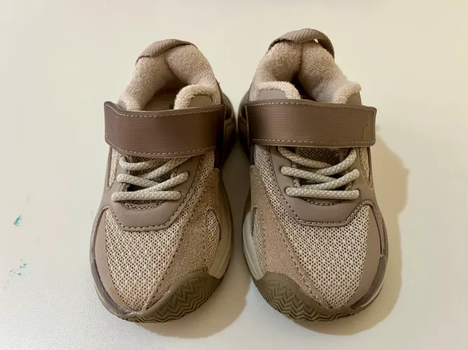 Tênis infantil bebê Zara TAM 19 - 14 cm 