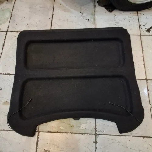 Tampão bagagito porta malas Duster