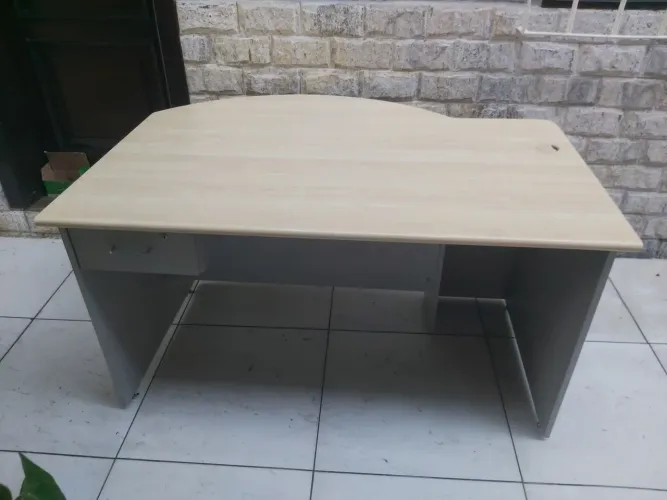 Mesa de Escritório Moderníssima