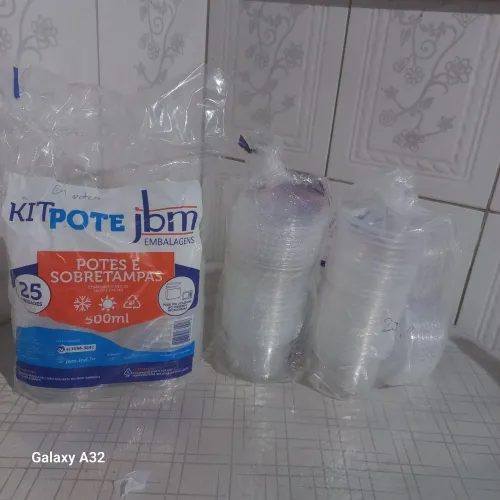 Kit potes e sobre tampas de plastico com 61 potes