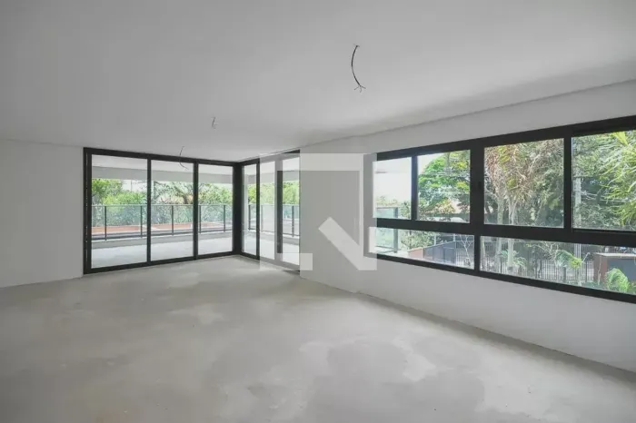 Imóvel para venda tem 230 metros quadrados com 4 quartos no Il Bosco
