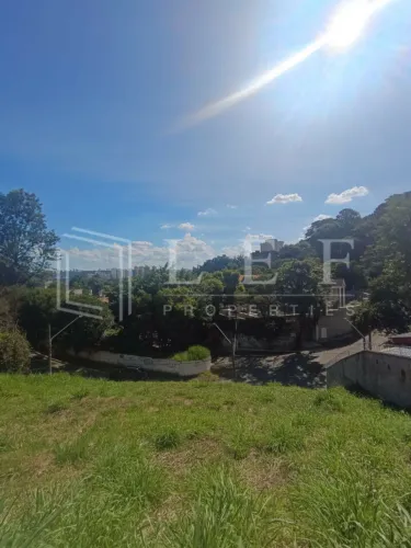 R Tarubá, Alto de Pinheiros