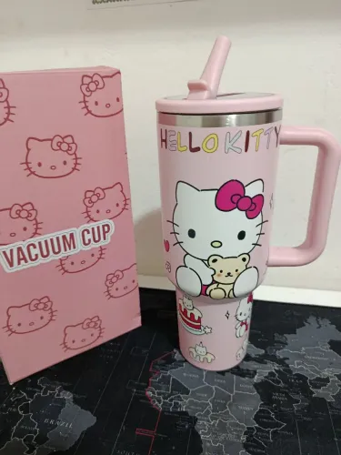 Copo térmico Hello Kitty 1200ML / ÚLTIMA PEÇA