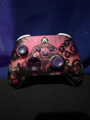 Controle Xbox Series D&D edição especial