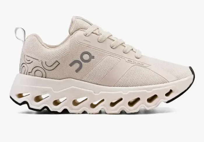 Tênis feminino on cloud bege Tam 35 novo