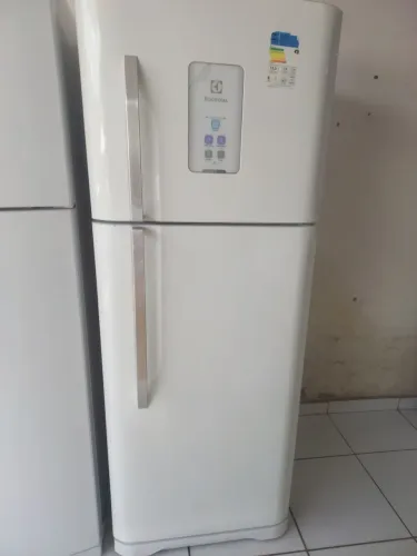 Geladeira Dúplex frosfree Electrolux F51