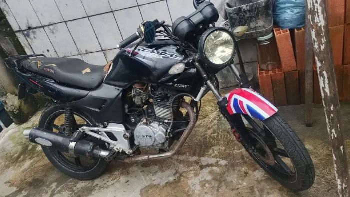 Só pra rodar cbx strada 200