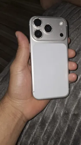 Vendo iPhone 17 pro novo na garantia