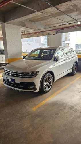 Volkswagen Tiguan Allspac R-line 350 TSI 2.0 4X4 2019