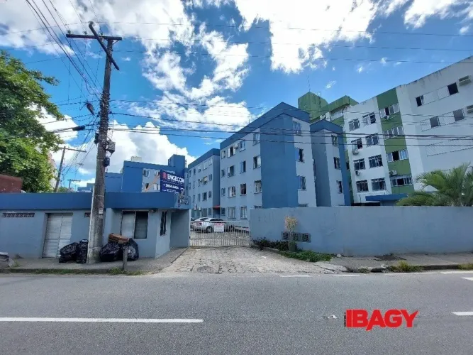 Excelente Apartamento 3 dormitório(s) em Itacorubi - Florianópolis