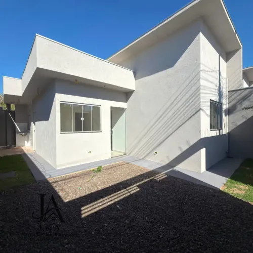 Casa á venda com 2 quartos no Guanandi