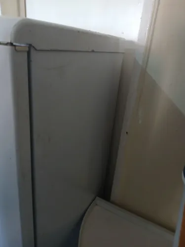 Vende-se uma geladeira 