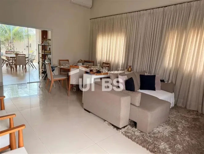 Casa térrea localizada no bairro Jardim Bela Vista. casa com 03 suites