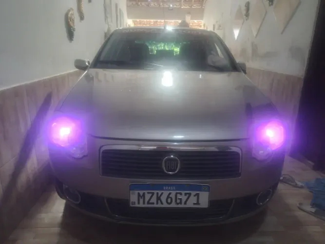 Fiat Palio ELX Dualogic 1.8 MPI Flex 8V 4P 2010