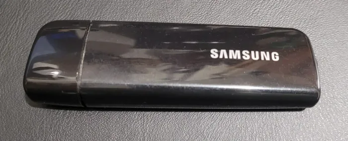 Adaptador Wi-Fi Samsung Lan Adapter Wireless TV (Modelos 2009 a 2011)
