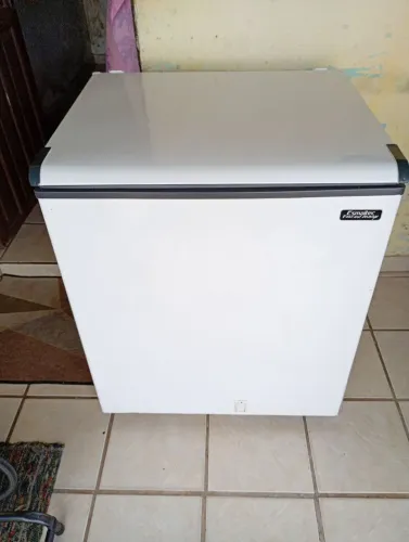 Freezer Esmaltec