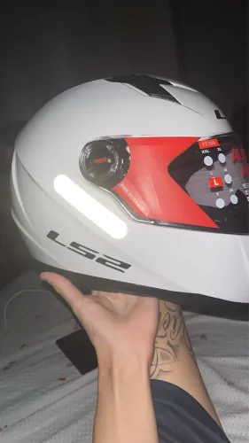 Capacete ls2 tamanho 58 a60 novo lacrado nunca usado