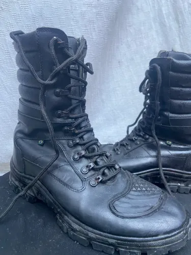 Bota conturno