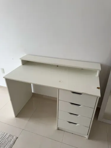 Escrivaninha ou Penteadeira com Gavetas