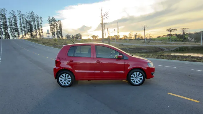 Volkswagen Fox 1.0 MI Total Flex 8V 5P 2011