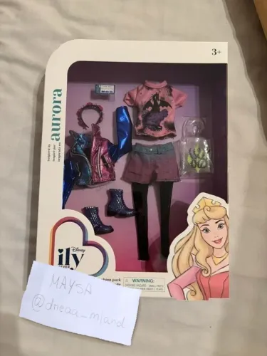 Disney ILY Fashion Pack para boneca Aurora