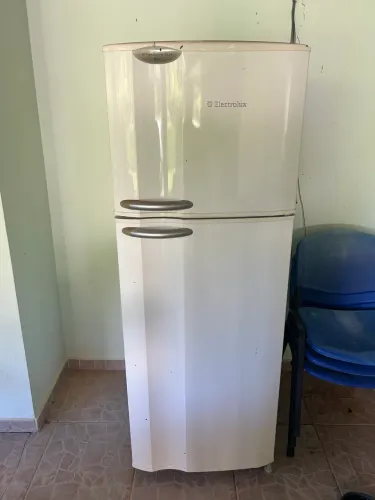 Geladeira Eletrolux Frost Free