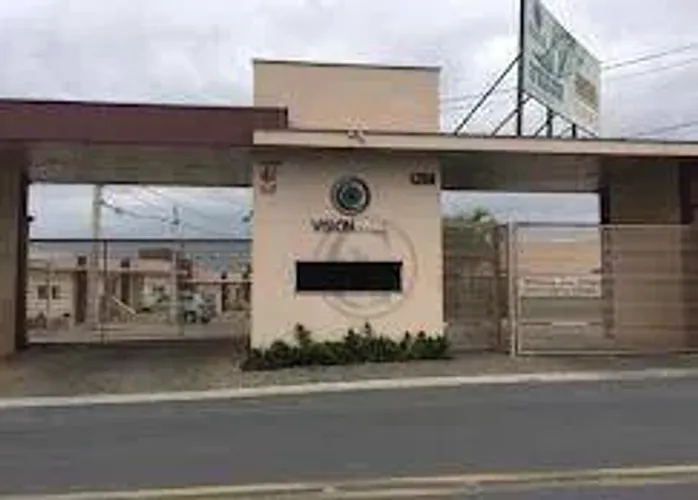 Casa à venda com 3 quartos no Condomínio Vision Ville por R$ 340 mil