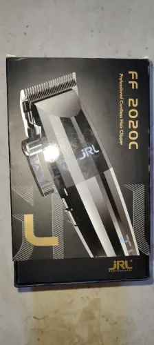 máquina de cortar cabelo JRL FF2020C bivolt