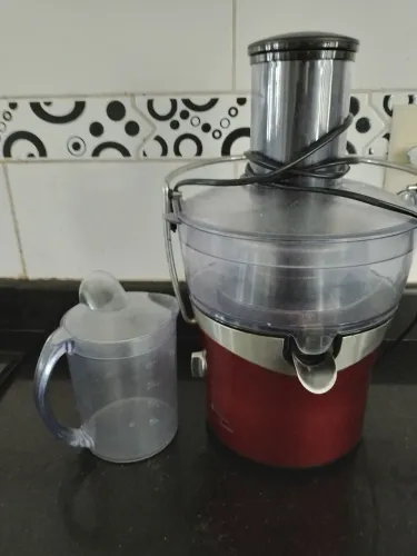 Centrífuga de frutas Cadence Qualita