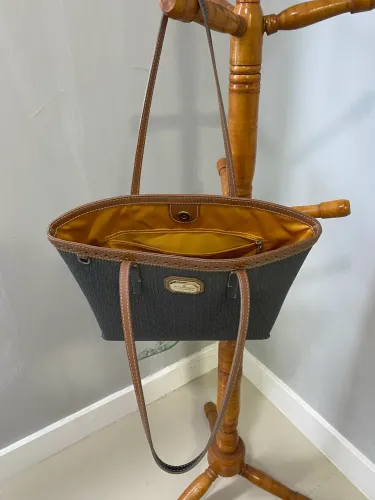 Vendo Bolsa Original da Victor Hugo
