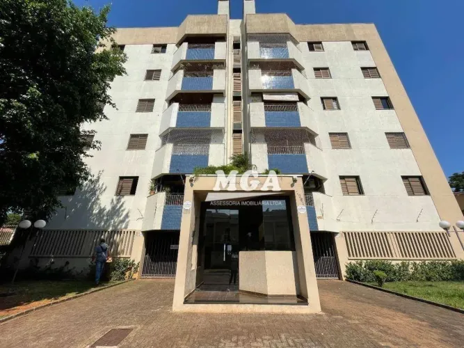 Apartamento com 3 dormitórios para alugar, 89 m² por R$ 2.282,00/mês - Vila Maracanã - Foz