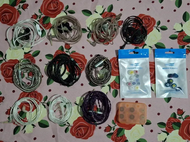 Fones de ouvido e acessórios