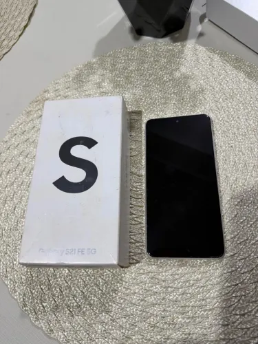 Celular Samsung S21 FÉ