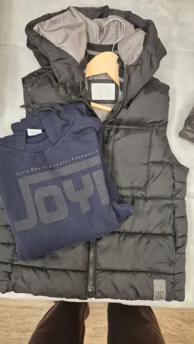 Colete Zara tamanho 10 e agasalho como novo tam10