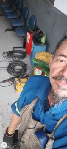 Serralheiro disponível