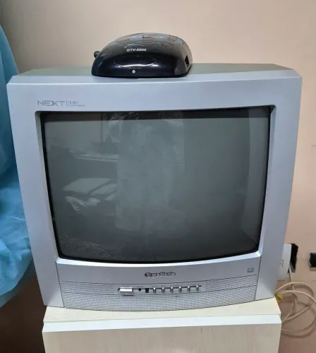 TV 14' com Rádio Gradiente e conversor digital aquario