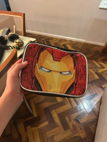 Estojo do homem de ferro