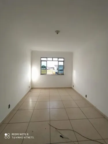 Alugo apt no BNH