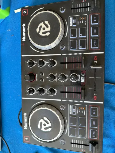 Numark - Party Mix - Mesa de DJ