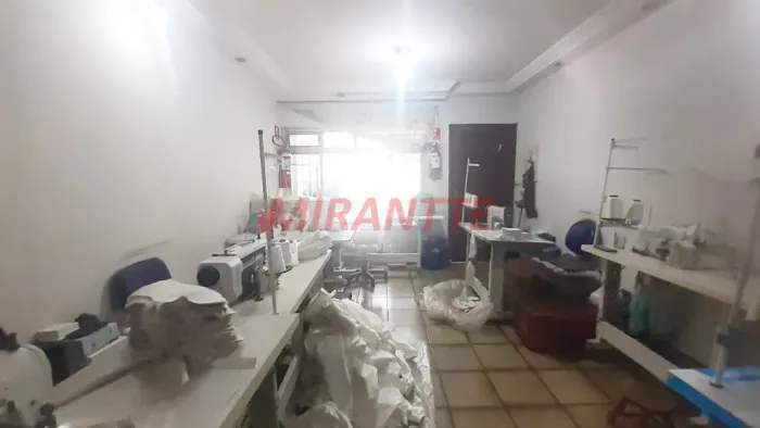 Sobrado de 111m² com 4 quartos em Pari