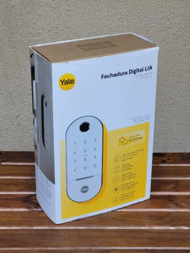 Fechadura Digital Biométrica Yale LIA - Nova/Sem uso (caixa aberta para conferência/fotos)