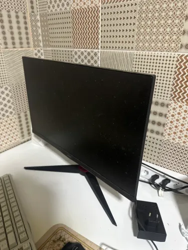 Monitor aoc hero 24? fhd ips 144hz 1ms