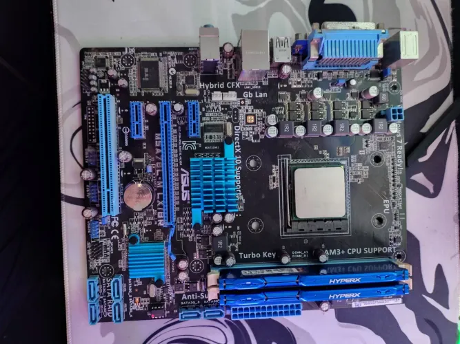 Kit Upgrade AMD FX-8300 + ASUS M5A78L-M LX/BR + 16GB HyperX Fury DDR3