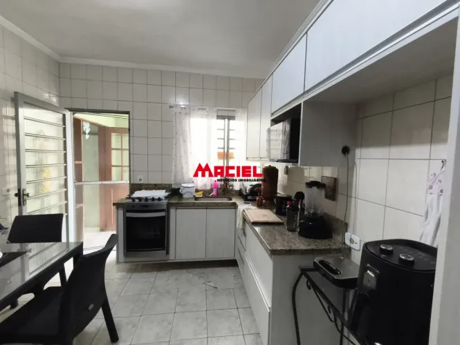 Oportunidade de casa no Jardim Motorama próximo ao Spani térrea