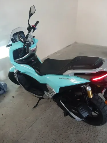Nova zero km 16 mil troco por carro ou futura quitação