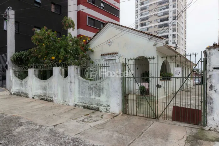 Casa à venda Rua Gregório de Matos, Vila Regente Feijó - São Paulo