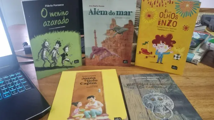 Combo de Livros Juvenis Como Novos - Histórias divertidas e envolventes